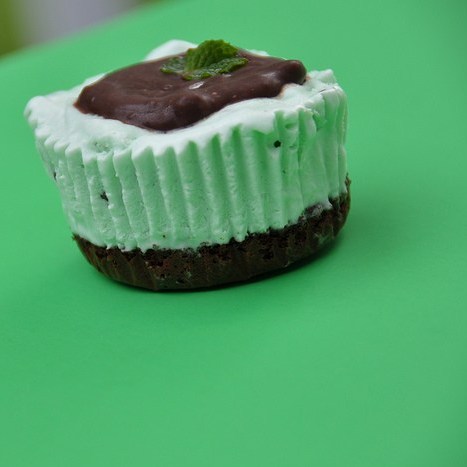 Фото рецепт Чизкейк с мятой