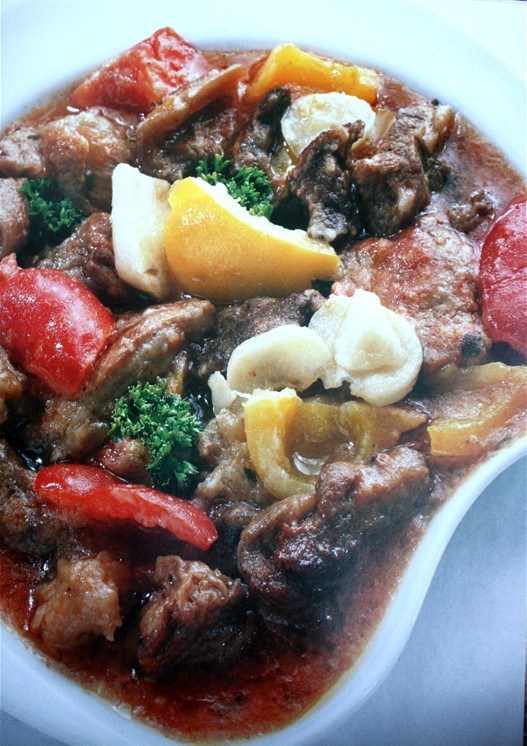 Фото рецепт Острый говяжий гуляш