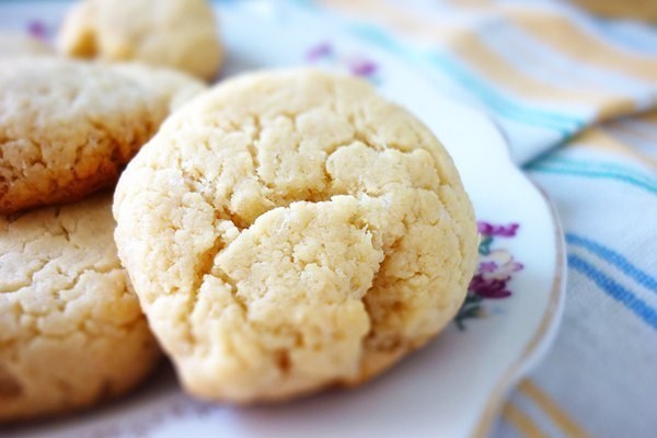 Фото рецепт Нежное песочное печенье