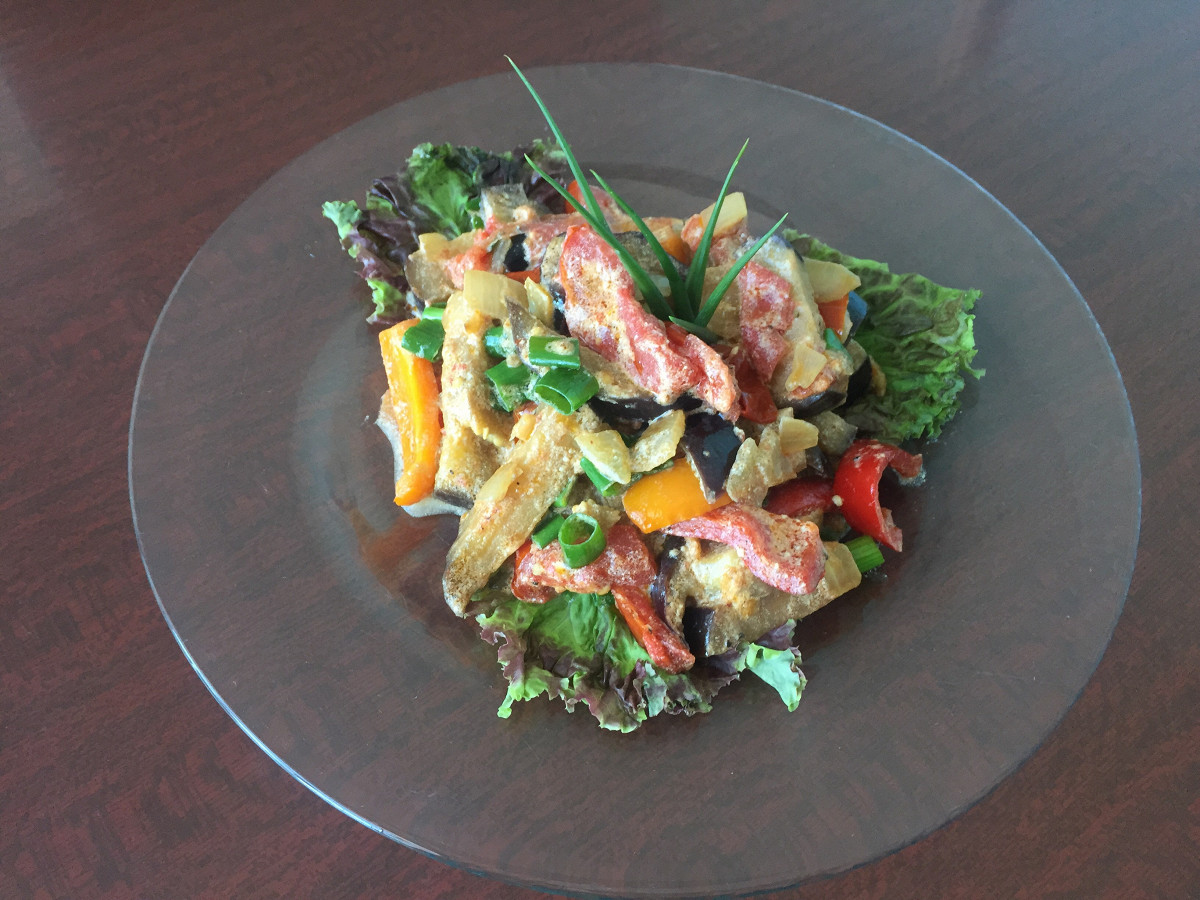 Фото рецепт Баклажаны, тушеные в сметане, с болгарским перцем