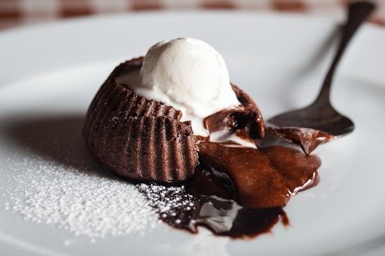 Фото рецепт Шоколадный фондан с крахмалом