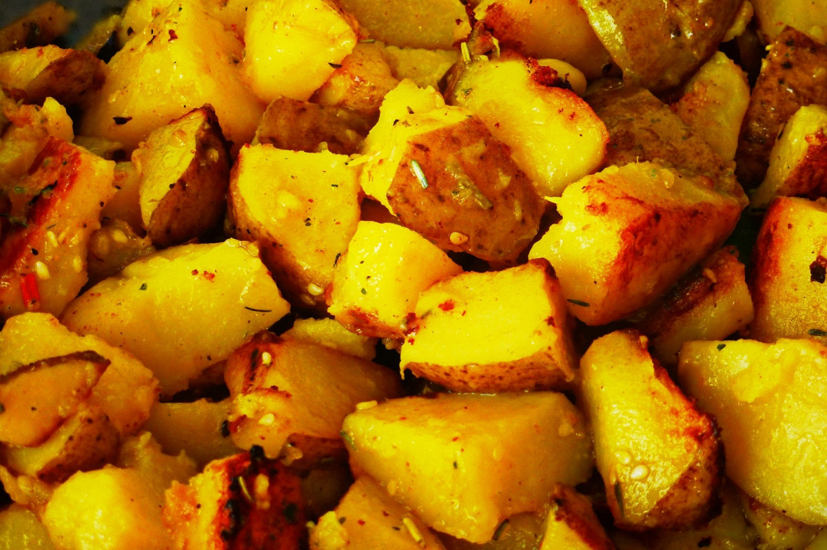 Фото рецепт Картофель с розмарином и чесноком