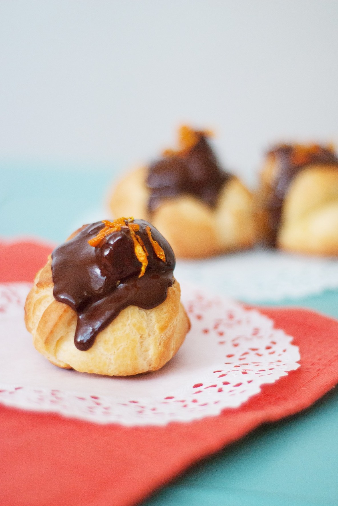 Фото рецепт Профитроли с апельсиновым заварным кремом