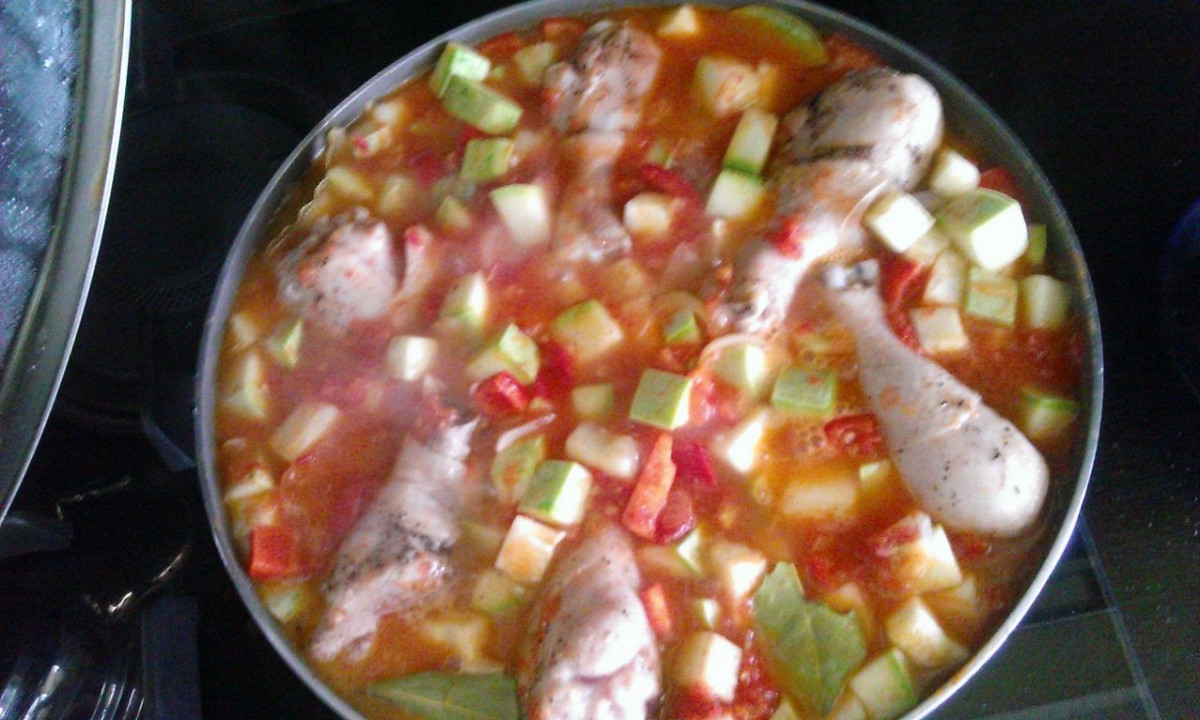 Фото рецепт Куриные ножки с кабачками