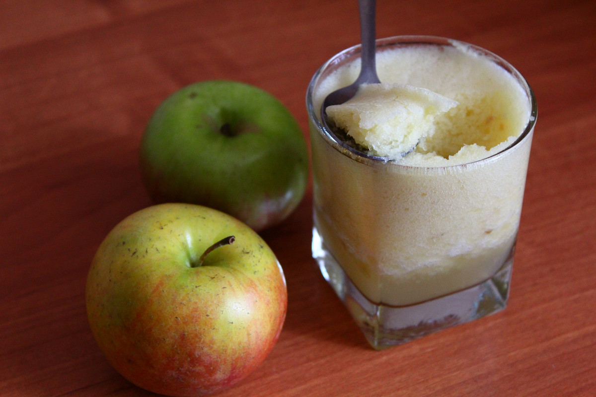 Фото рецепт Яблочный мусс-самбук