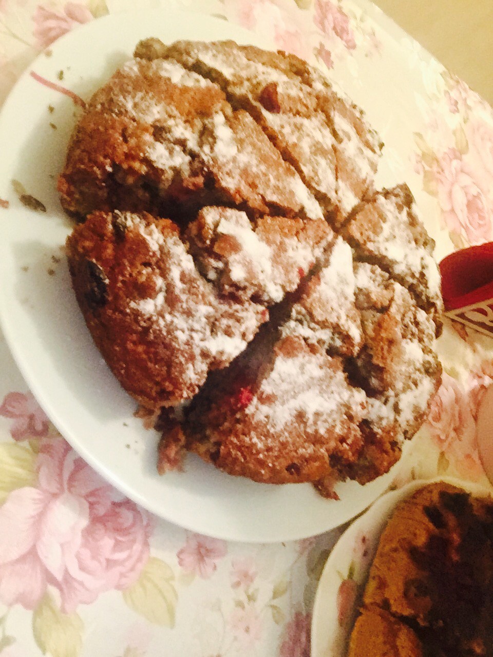 Фото рецепт Пышный вишневый пирог на скорую руку