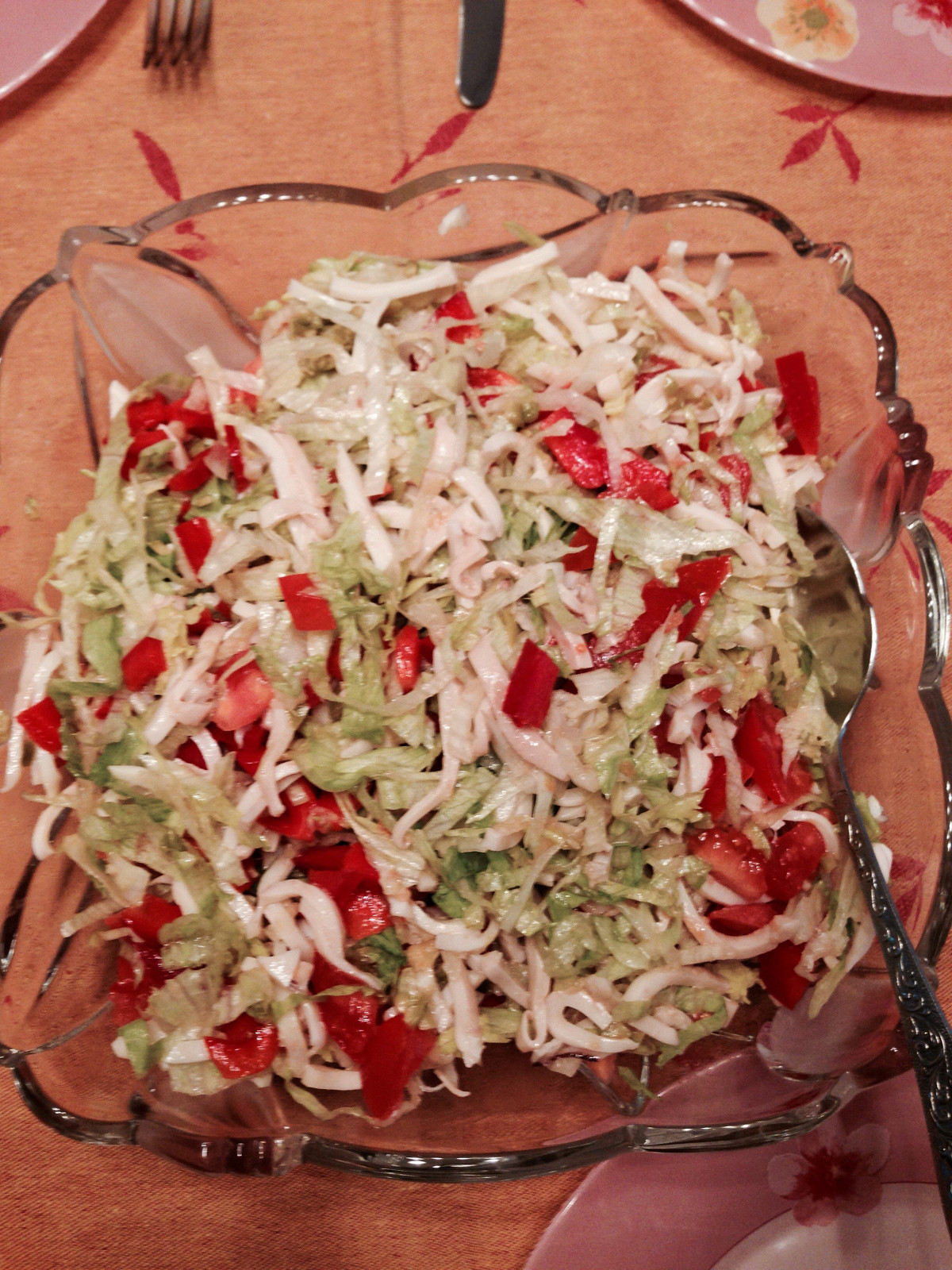 Фото рецепт Салат из кальмаров с оливками