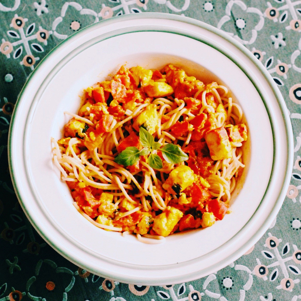 Фото рецепт Подливка-закуска с адыгейским сыром