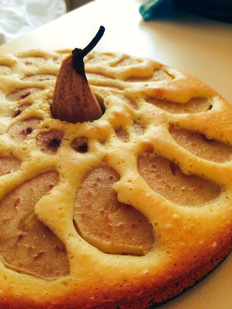 Фото рецепт Бисквит с грушами