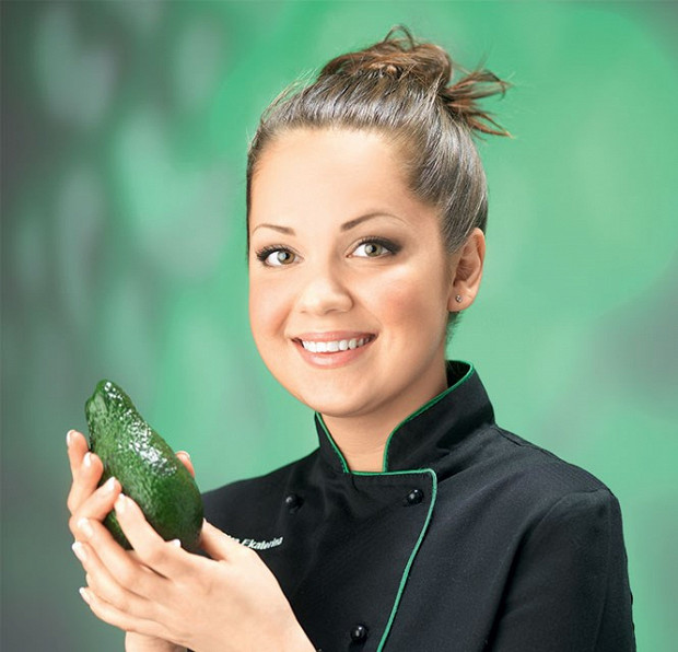 Авокадо способно заменить в вегетарианских блюдах и мясо, и яйца, и рыбу, и сливочное масло.