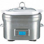 В медленноварке можно приготовить большое количество разнообразных блюд от холодца и томленого мяса до варенья. Главное, помните: при покупке этой вещи необходимо обладать определенным складом характера и умением долго ждать, ведь время приготовления блюд в этом агрегате может достигать от 4 до 10 часов. Температура готовки в медленноварке не превышает 80° C, в связи с чем пища в ней не пригорает, не выкипает и не требует постоянного помешивания. Медленное приготовление продуктов при невысоких температурах сохраняет в конечном результате больше полезных веществ и доводит вкус блюда до такой гармонической деликатности, какой никогда не добьешься в спешке.