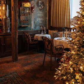 12 новогодних меню в ресторанах Москвы