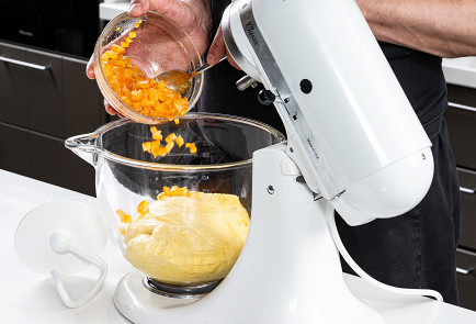 Фото шага рецепта Апельсиновый кулич 191572 шаг 8  