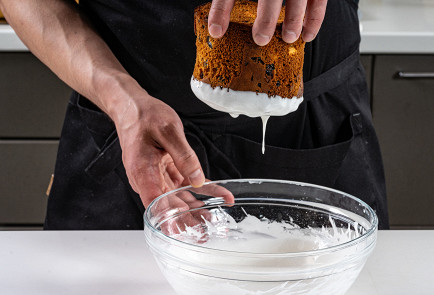 Фото шага рецепта Мягкие куличи 191573 шаг 12  