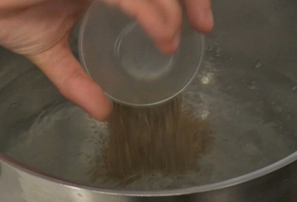 Фото шага рецепта Вареные раки 17116 шаг 2  