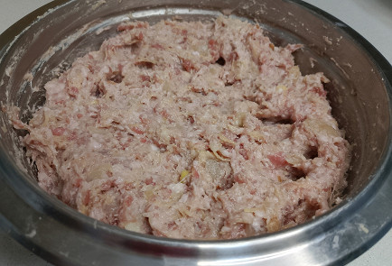 Фото шага рецепта Простые котлеты домашние 191216 шаг 8  