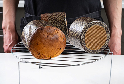 Фото шага рецепта Мягкие куличи 191573 шаг 11  