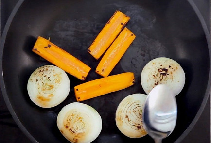 Фото шага рецепта Суп с овощами пучеро 29871 шаг 1  