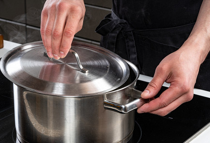 Фото шага рецепта Кремсуп из спаржи 191624 шаг 6