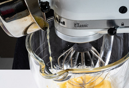 Фото шага рецепта Крамбл куки с маком и лимоном 191199 шаг 3  