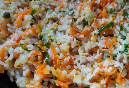 Фото шага рецепта Фаршированные перцы с рисом грибами и овощами 191137 шаг 16  