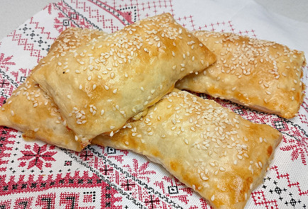 Фото шага рецепта Слойка с грибами и сыром 191221 шаг 9  