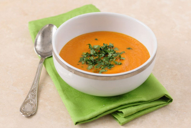 Фото рецепт Суп-пюре из тыквы с лемонграссом или карри
