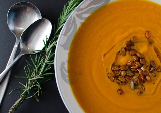 Фото рецепт Пряный тыквенный суп