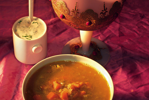 Фото рецепт Чечевичный суп с мятным йогуртом