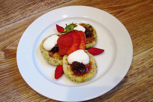 Фото рецепт Сырники с маком