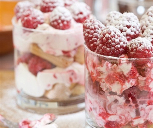 Фото рецепт Печеный десерт из замороженных фруктов с маскарпоне