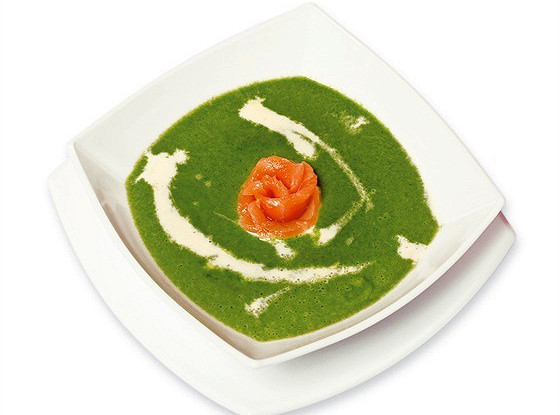 Фото рецепт Суп-пюре из шпината с норвежской семгой