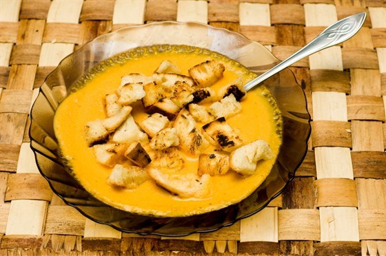 Фото рецепт Суп-пюре из моркови с рисом