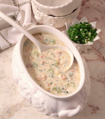 Фото рецепт Сливочный суп из устриц с ржаным хлебом