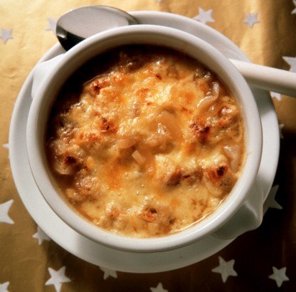 Фото рецепт Луковый суп (Soupe а l'oignon)